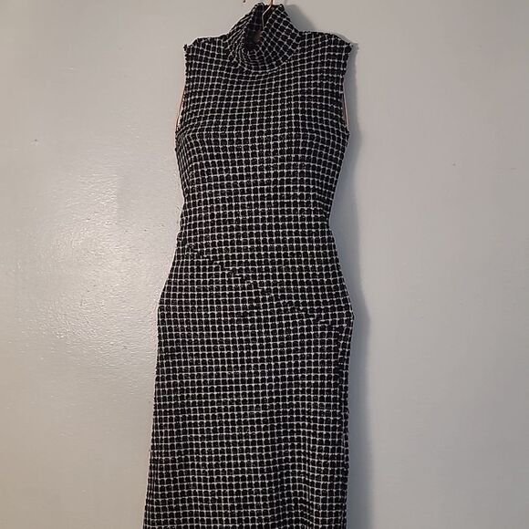 Zara Gingham Knit Midi Dress - Picture 2 of 11